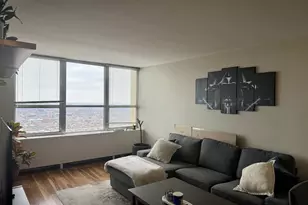 655 W Irving Park Rd, Chicago, IL 60613 - Photo 8