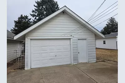 312 E 11th Street, Sterling, IL 61081 - Photo 2