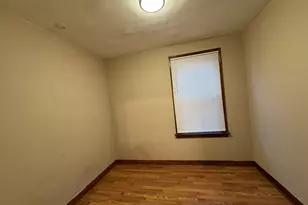 8556 S Muskegon Ave, Chicago, IL 60617 - Photo 8