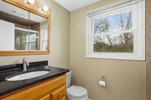 4 Burnt Ember Ct, Buffalo Grove, IL 60089 - Photo 26