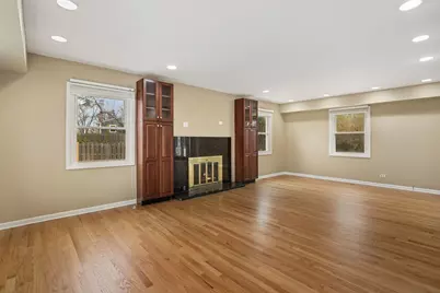 4 Burnt Ember Court, Buffalo Grove, IL 60089 - Photo 6