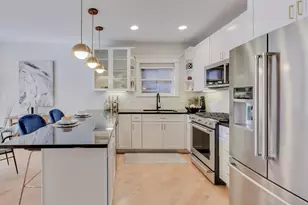 1910 W Armitage Ave, Chicago, IL 60622 - Photo 10