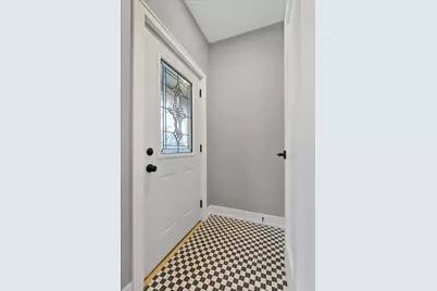 2159 N Parkside Avenue, Chicago, IL 60639 - Photo 10