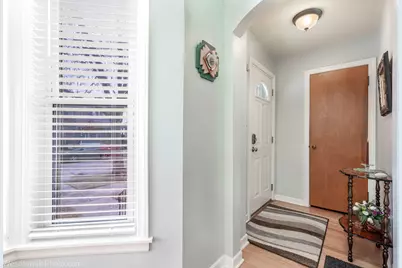 4944 W Winona Street, Chicago, IL 60630 - Photo 6