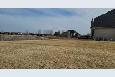329 Merry Oaks Drive, Sycamore, IL 60178 - Photo 10