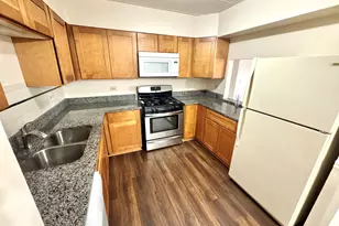 264 E Bailey Rd, Naperville, IL 60565 - Photo 4