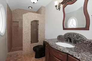 5N523 E Lakeview Cir, Saint Charles, IL 60175 - Photo 42