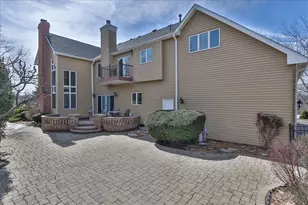 5N523 E Lakeview Cir, Saint Charles, IL 60175 - Photo 52