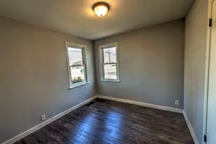 745 E Oak St, Watseka, IL 60970 - Photo 6