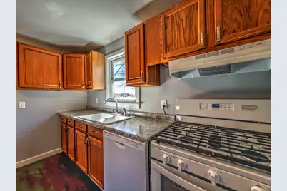 745 E Oak Street, Watseka, IL 60970 - Photo 12