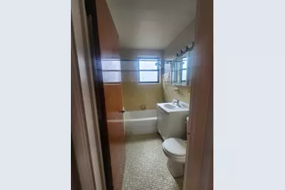 7381 N Winchester Avenue #2W, Chicago, IL 60626 - Photo 8