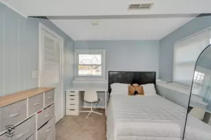 1924 Forrest Blvd, Saint Charles, IL 60174 - Photo 20