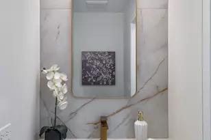 5620 N Francisco Ave, Chicago, IL 60659 - Photo 14