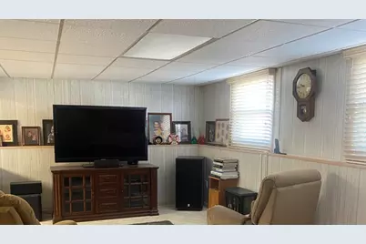 811 Oakton Avenue, Romeoville, IL 60446 - Photo 10