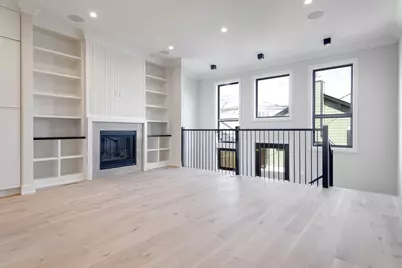 3721 N Whipple Street, Chicago, IL 60618 - Photo 8