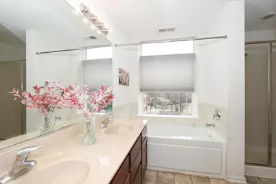 855 E 22nd Street #304, Lombard, IL 60148 - Photo 12