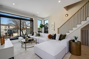 1412 N Elk Grove Ave, Chicago, IL 60622 - Photo 2