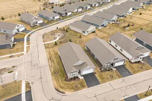 1655 Windsor Rd, Pingree Grove, IL 60140 - Photo 34