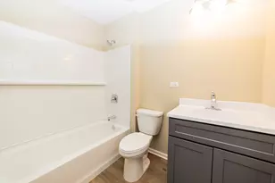4325 Timber Ridge Ct, Joliet, IL 60431 - Photo 14