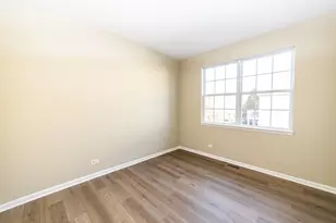 4325 Timber Ridge Ct, Joliet, IL 60431 - Photo 8