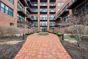 2323 W Pershing Rd, Chicago, IL 60609 - Photo 4