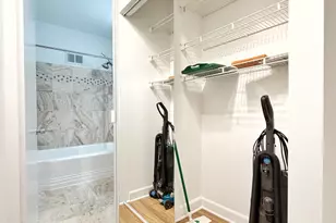 4970 N Marine Dr, Chicago, IL 60640 - Photo 16