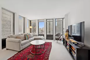 100 E Walton St, Chicago, IL 60611 - Photo 2