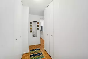 100 E Walton St, Chicago, IL 60611 - Photo 6