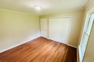 145 Hickory Grove St, Salem, IL 62881 - Photo 12