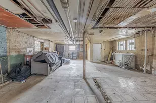 7729 S Laflin St, Chicago, IL 60620 - Photo 40