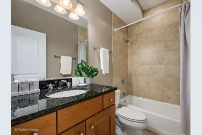 [Address not provided], Chicago, IL 60618 - Photo 18