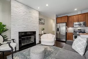 2846 N Damen Ave, Chicago, IL 60618 - Photo 4