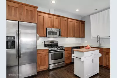 [Address not provided], Chicago, IL 60618 - Photo 6