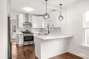 237 S Villa Ave, Elmhurst, IL 60126 - Photo 6