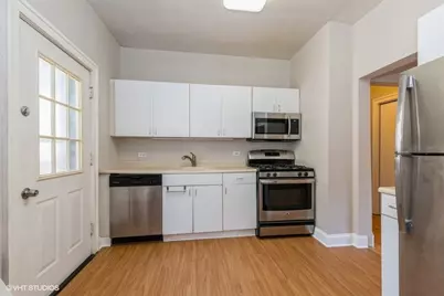 630 W Waveland Avenue #4C, Chicago, IL 60613 - Photo 6