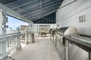 2100 N Lincoln Park W, Chicago, IL 60614 - Photo 16