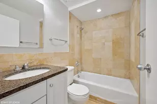 2100 N Lincoln Park W, Chicago, IL 60614 - Photo 10
