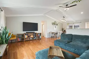 11818 Balsa Ln, Roscoe, IL 61073 - Photo 8