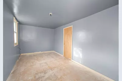 8545 S Saginaw Avenue, Chicago, IL 60617 - Photo 16