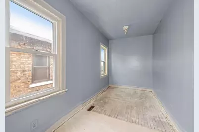 8545 S Saginaw Avenue, Chicago, IL 60617 - Photo 8