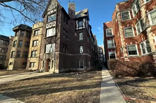 1354 W Greenleaf Ave, Chicago, IL 60626 - Photo 1