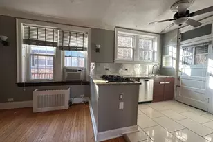 1354 W Greenleaf Ave, Chicago, IL 60626 - Photo 4