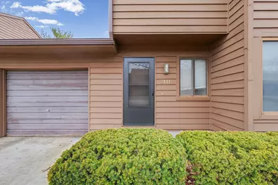 2111 Sunview Drive #2111, Champaign, IL 61821 - Photo 4