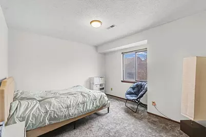 2111 Sunview Drive #2111, Champaign, IL 61821 - Photo 20