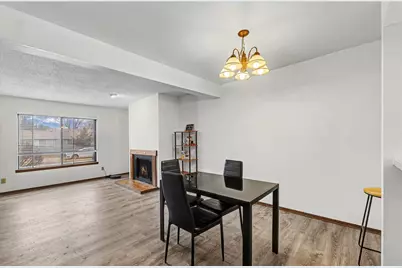 2111 Sunview Drive #2111, Champaign, IL 61821 - Photo 8