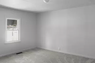 913 Forrest St, Danville, IL 61832 - Photo 20