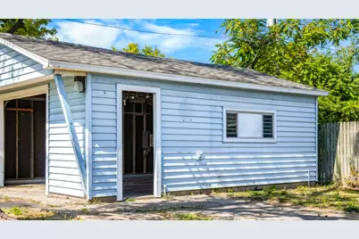 913 Forrest Street, Danville, IL 61832 - Photo 28