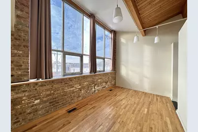 933 W Irving Park Road #C, Chicago, IL 60613 - Photo 10