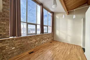 933 W Irving Park Rd, Chicago, IL 60613 - Photo 10