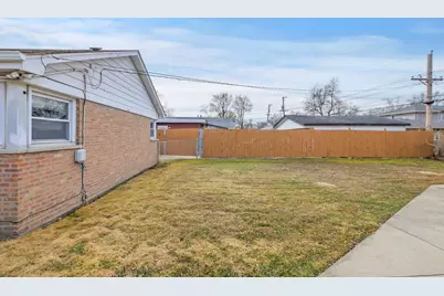 8936 Sproat Avenue, Oak Lawn, IL 60453 - Photo 14